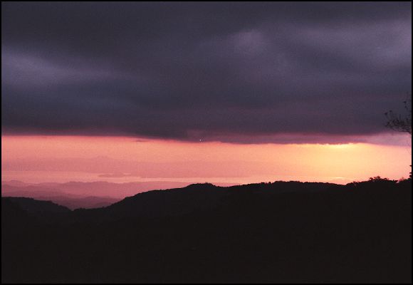 Sundawn at Monteverde