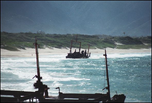 Shipwrecks at Taolagnaro